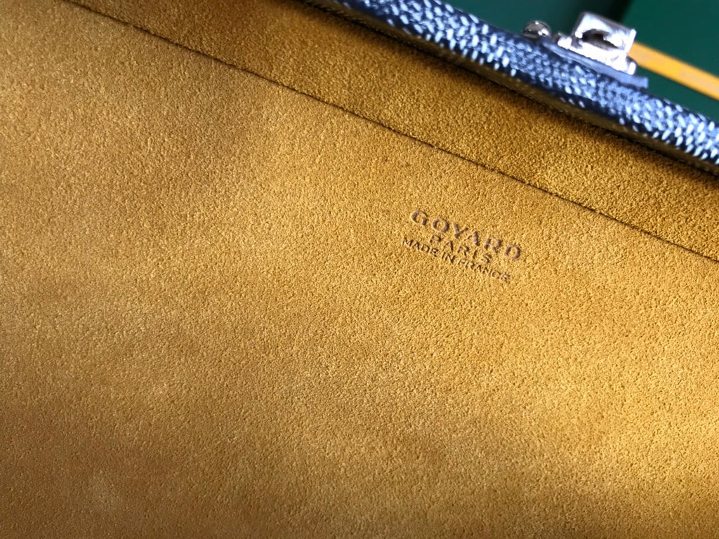 GRAND HÔTEL TRUNK BAG 24 IN GREY BLACK GOYARDINE CANVAS AND CALFSKIN