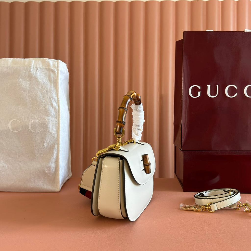 GUCCI BAMBOO MINI BAG 21 WHITE IN CALFSKIN