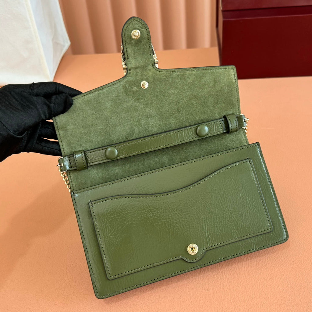 GUCCI 25S DIONYSUS WALLET ON CHAIN 20 IN GREEN GLOSSY CALFSKIN
