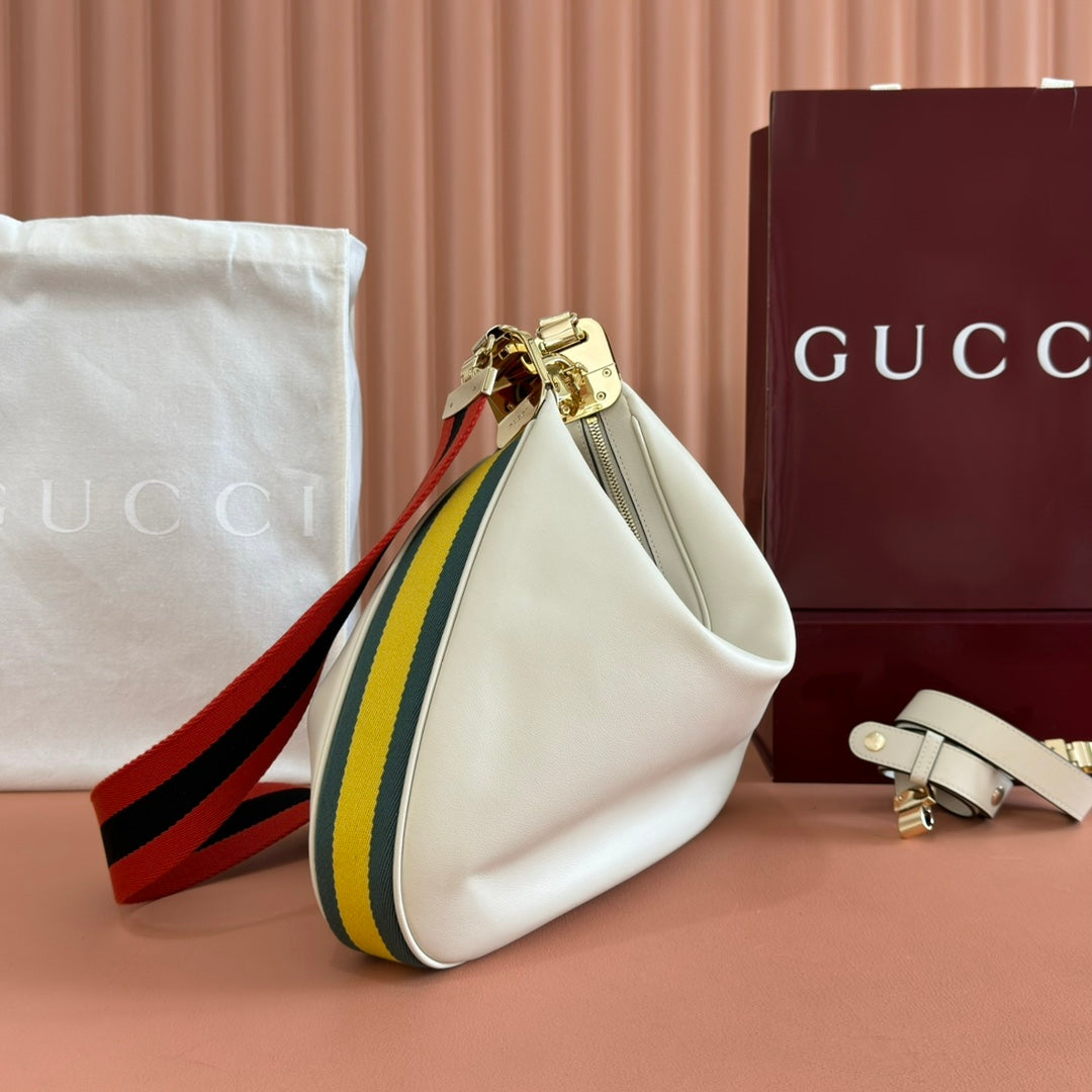 GUCCI 25S ATTACHE SHOULDER BAG 35 CM IN CREAM WHITE CALFSKIN