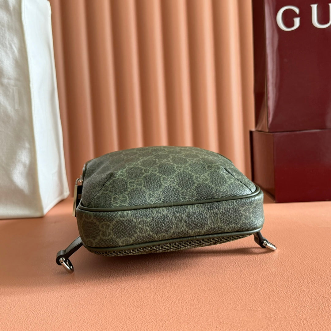 GUCCI 25S SHOULDER CROSSBODY BAG 18 CM IN MOSS GREEN CALFSKIN