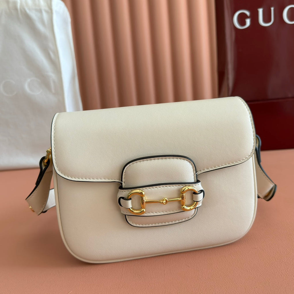 GUCCI 25S HORSEBIT 1955 MINI BAG 20 CM IN LIGHT BEIGE CALFSKIN WITH GOLD HARDWARE