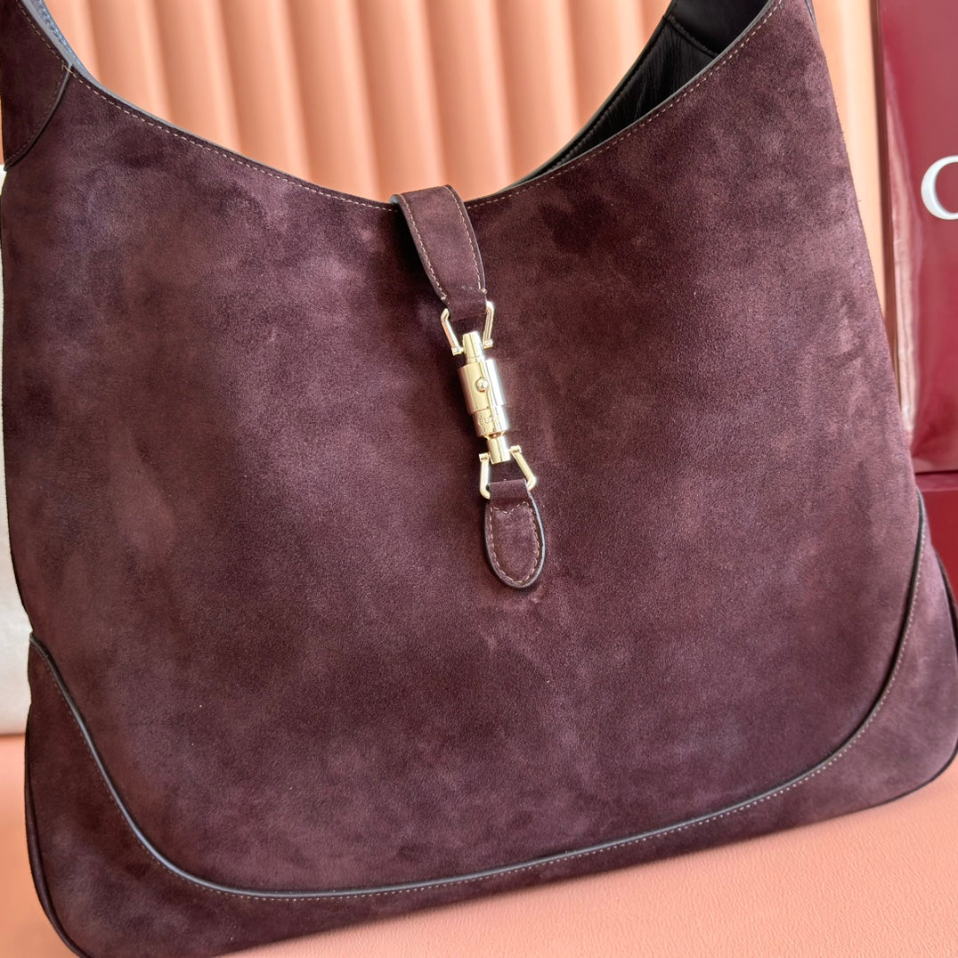 GUCCI 25S JACKIE GIORNO 44 CM IN DARK CHOCOLATE BROWN SUEDE