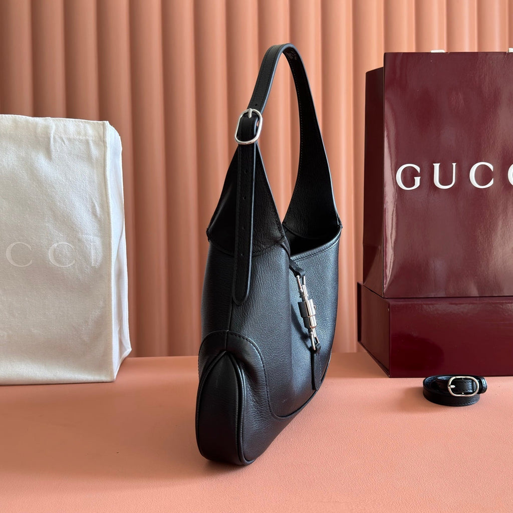 GUCCI 26S JACKIE SLIM SHOULDER BAG 28 IN BLACK CALFSKIN