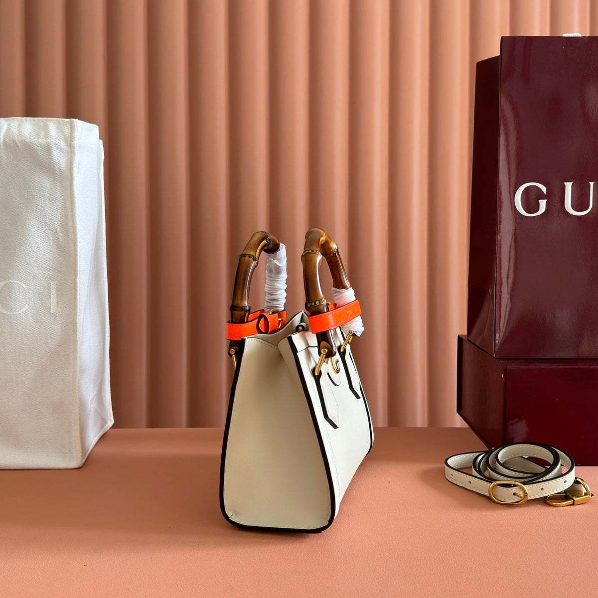 GUCCI 26S DIANA TOTE BAG 20 IN CREAM WHITE CALFSKIN