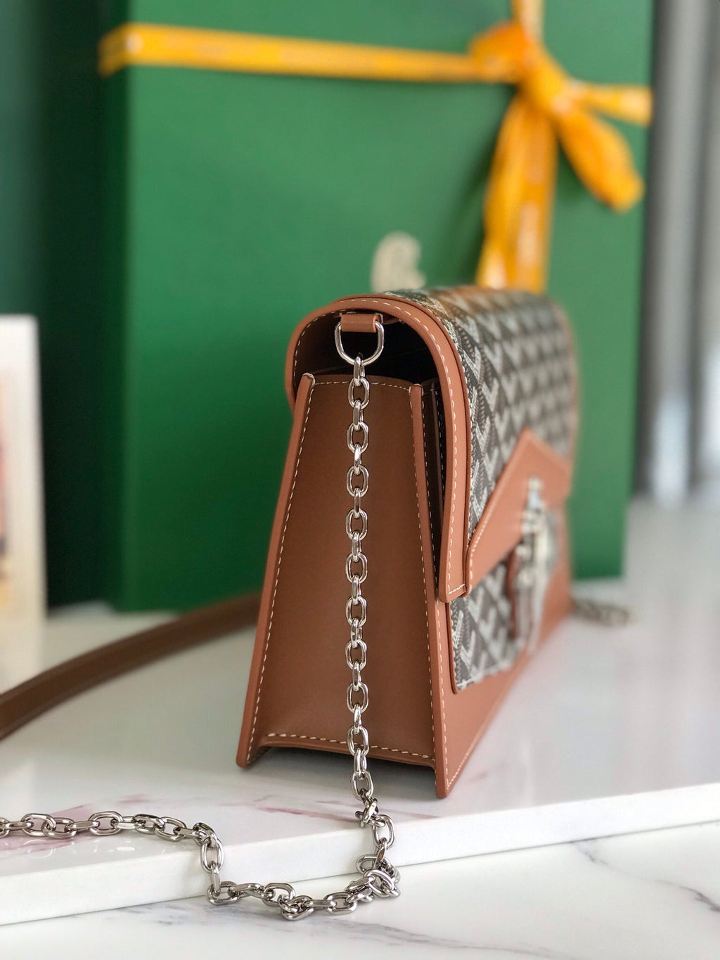 DUCHESSE MARIE-CAROLINE BAG 25 IN BLACK GOYARDINE CANVAS AND TAN SMOOTH CALFSKIN